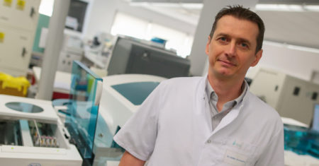 Gen-Bio_Montlucon-StFrancois_biologiste2